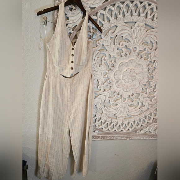 Zara Women’s Striped Linen Halter Neckline Button Up Vest Design Jumpsuit - Picture 3 of 12